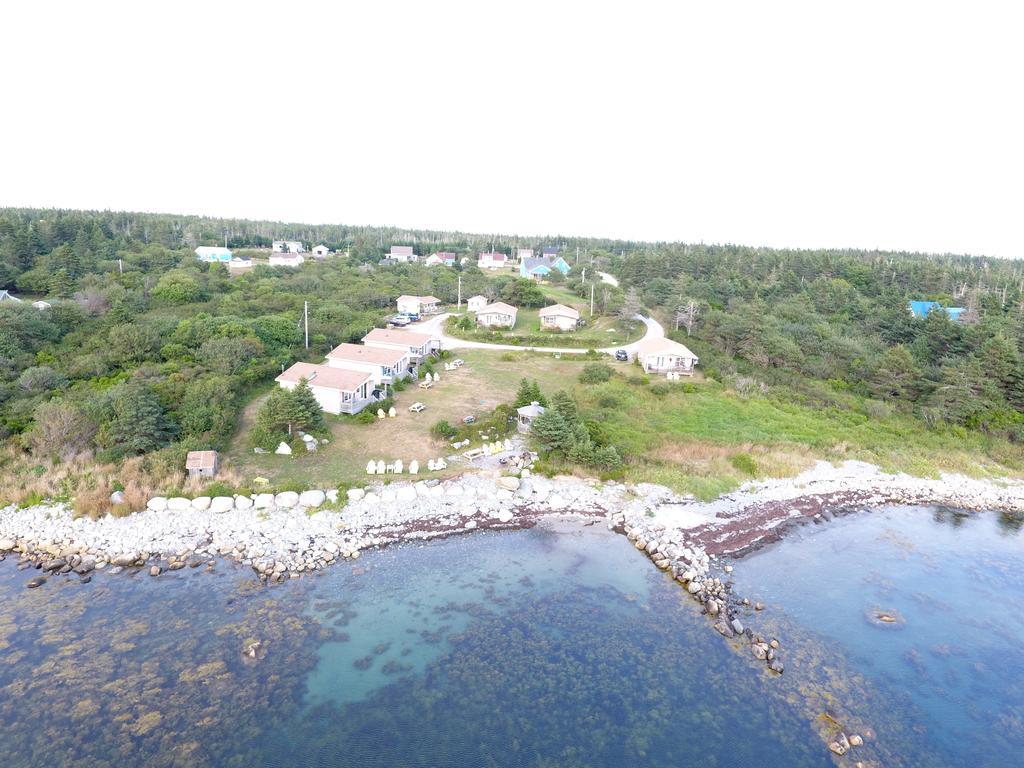 Whispering Waves Shelburne